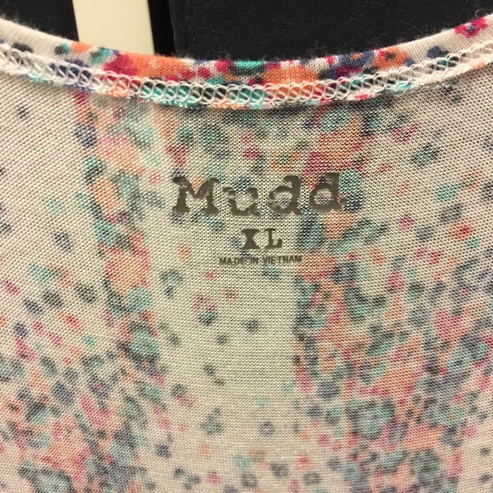 Tank top - Picture 2 of 3
